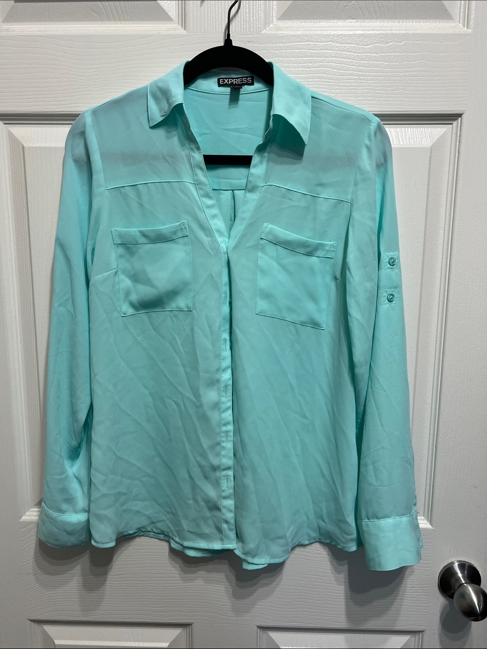 Express Mint Green Long-Sleeve Button-Up Blouse